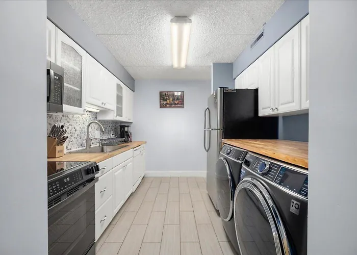 3 Bedroom Spacious Towers With Indoor Pool! Ferienhaus